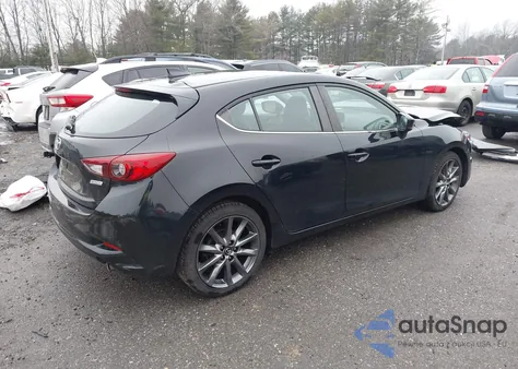 2018 Mazda Mazda3 Touring z USA, uszkodzony, nr VIN 3MZBN1L32JM182527